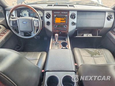 Zdjęcie 8 z 13 samochodu: 2010 FORD EXPEDITION LIMITED VIN:1FMJU1K59AEB52091 - miniatura