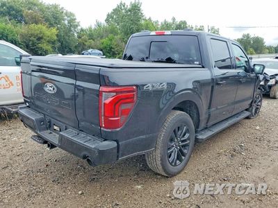 Trzecie zdjęcie samochodu z tyłu: 2026 FORD F150 LARIAT VIN:1FTFW5L85TFB41638 - miniatura
