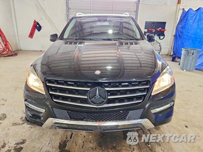 Piąte zdjęcie samochodu w środku: 2013 MERCEDES-BENZ ML 350 4MATIC VIN:4JGDA5HB3DA250541 - miniatura