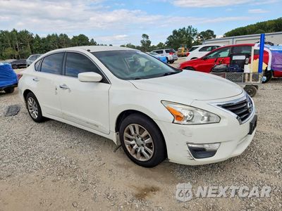 Czwarte zdjęcie samochodu z boku: 2015 NISSAN ALTIMA 2.5 S VIN:1N4AL3AP0FC569839 - miniatura
