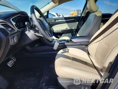Zdjęcie 7 z 12 samochodu: 2017 FORD FUSION TITANIUM VIN:3FA6P0K9XHR222029 - miniatura