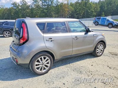 Trzecie zdjęcie samochodu z tyłu: 2019 KIA SOUL + VIN:KNDJP3A55K7662937 - miniatura