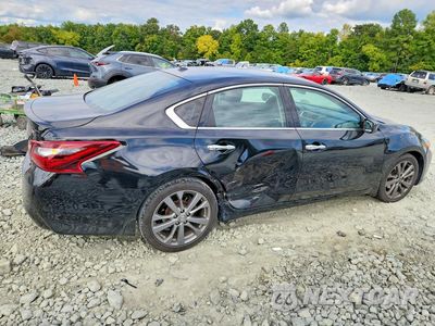 Trzecie zdjęcie samochodu z tyłu: 2018 NISSAN ALTIMA 2.5 SR VIN:1N4AL3AP3JC282018 - miniatura