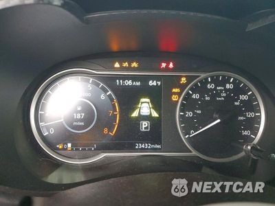 Zdjęcie 9 z 12 samochodu: 2024 NISSAN VERSA SR VIN:3N1CN8FV2RL872733 - miniatura