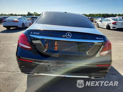Zdjęcie 6 z 12 samochodu: 2017 MERCEDES-BENZ E 300 4MATIC VIN:WDDZF4KB3HA158095 - miniatura