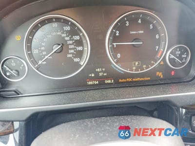 Zdjęcie 9 z 13 samochodu: 2015 BMW X5 XDRIVE35I VIN:5UXKR0C59F0K57915 - miniatura