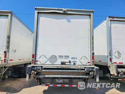 Zdjęcie 6 z 13 samochodu: 2020 PETERBILT 348 BOX TRUCK VIN:2NP3KM8X3LM668732 - miniatura