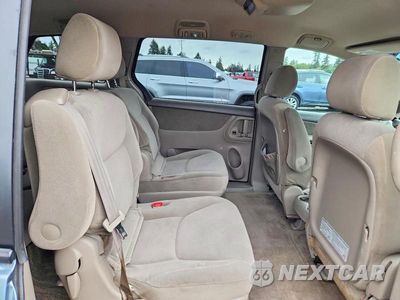 Zdjęcie 11 z 14 samochodu: 2005 TOYOTA SIENNA LE 7 PASSENGER VIN:5TDZA23C05S313639 - miniatura