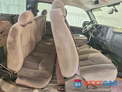 Zdjęcie 10 z 12 samochodu: 2004 GMC NEW SIERRA K1500 VIN:2GTEK19T241240339 - miniatura