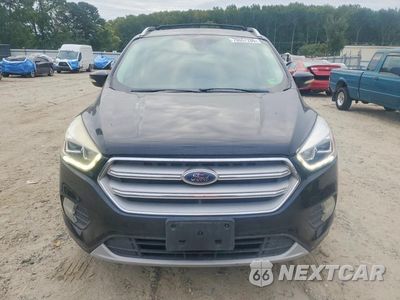 Piąte zdjęcie samochodu w środku: 2017 FORD ESCAPE TITANIUM VIN:1FMCU0JD2HUC07802 - miniatura