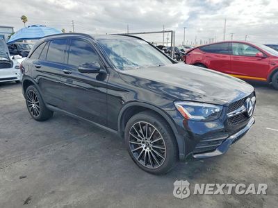 Czwarte zdjęcie samochodu z boku: 2020 MERCEDES-BENZ GLC 300 4MATIC VIN:W1N0G8EBXLF866108 - miniatura