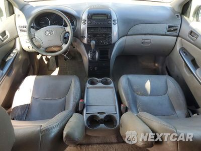Zdjęcie 8 z 13 samochodu: 2010 TOYOTA SIENNA LE 7-PASSENGER VIN:5TDKK4CC5AS318937 - miniatura