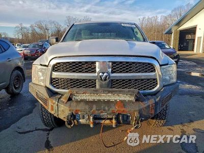 Piąte zdjęcie samochodu w środku: 2017 RAM 1500 SLT VIN:1C6RR7GG3HS818208 - miniatura