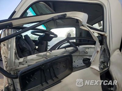 Zdjęcie 7 z 14 samochodu: 2023 ISUZU NPR XD VIN:JALC4W162P7K02264 - miniatura