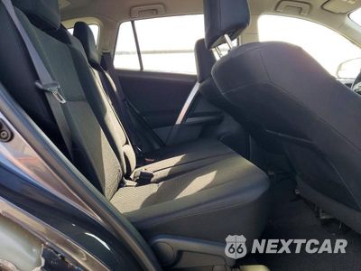 Zdjęcie 10 z 13 samochodu: 2017 TOYOTA RAV4 LE VIN:JTMZFREV1HJ100743 - miniatura