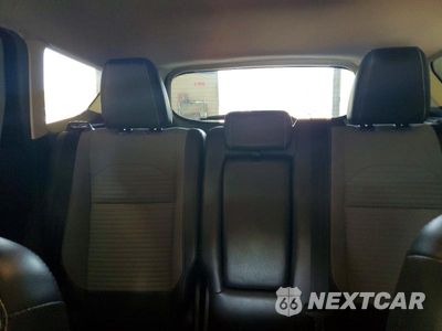 Zdjęcie 10 z 13 samochodu: 2017 FORD ESCAPE SE VIN:1FMCU9G97HUD91366 - miniatura