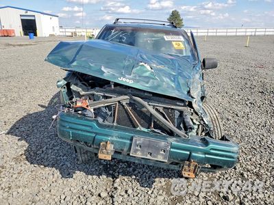 Piąte zdjęcie samochodu w środku: 1998 JEEP GRAND CHEROKEE LAREDO VIN:1J4GZ48YXWC166257 - miniatura