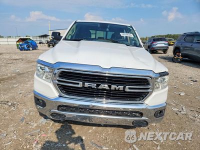 Piąte zdjęcie samochodu w środku: 2020 RAM 1500 BIG HORN/LONE STAR VIN:1C6SRFFT6LN200415 - miniatura