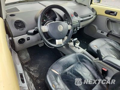 Zdjęcie 8 z 12 samochodu: 2005 VOLKSWAGEN NEW BEETLE GLS VIN:3VWCD31Y25M366776 - miniatura