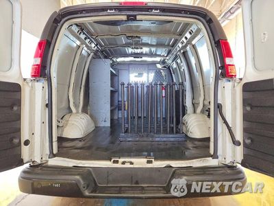 Zdjęcie 10 z 14 samochodu: 2021 CHEVROLET EXPRESS G2500 VIN:1GCWGAFP9M1302113 - miniatura