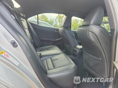 Zdjęcie 10 z 12 samochodu: 2014 LEXUS IS 250 VIN:JTHCF1D24E5005143 - miniatura