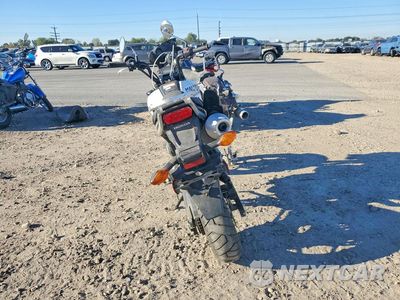 Czwarte zdjęcie samochodu z boku: 2015 HONDA MCYC 125 VIN:MLHJC6119F5104064 - miniatura