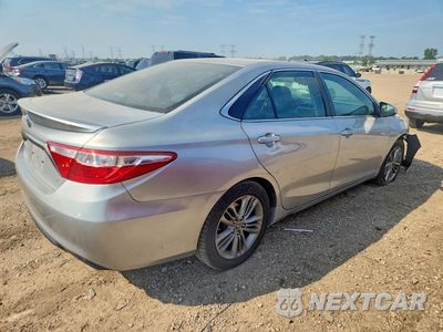 Trzecie zdjęcie samochodu z tyłu: 2015 TOYOTA CAMRY SE VIN:4T1BF1FKXFU984745 - miniatura