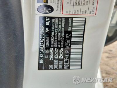 Zdjęcie 12 z 12 samochodu: 2017 MERCEDES-BENZ E 300 4MATIC VIN:WDDZF4KB9HA256192 - miniatura