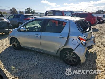 Drugie zdjęcie samochodu z przodu: 2014 TOYOTA YARIS 5-DOOR SE VIN:JTDKTUD3XED589148 - miniatura