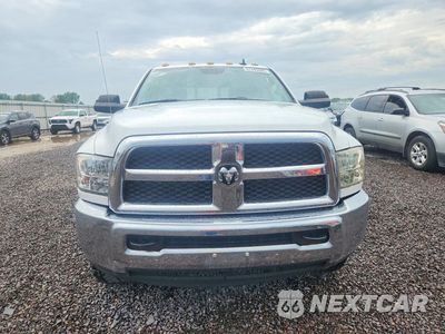 Piąte zdjęcie samochodu w środku: 2014 RAM 2500 SLT VIN:3C6UR5JJ1EG206403 - miniatura
