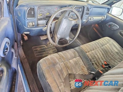Zdjęcie 8 z 12 samochodu: 1997 CHEVROLET GMT-400 C1500 VIN:1GBEC14W5VZ100863 - miniatura