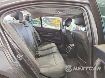 Zdjęcie 10 z 12 samochodu: 2016 BMW 320 XI VIN:WBA8E5G54GNU19112 - miniatura