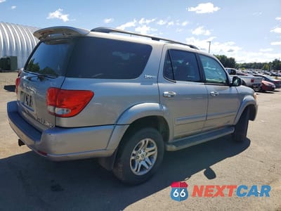 Trzecie zdjęcie samochodu z tyłu: 2005 TOYOTA SEQUOIA LIMITED VIN:5TDBT48A15S247231 - miniatura