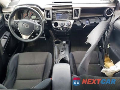 Zdjęcie 8 z 13 samochodu: 2014 TOYOTA RAV4 LE VIN:JTMBFREV9ED053358 - miniatura