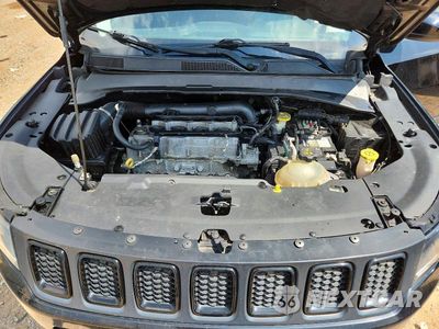 Zdjęcie 12 z 13 samochodu: 2019 JEEP COMPASS LATITUDE VIN:3C4NJDBB1KT713875 - miniatura