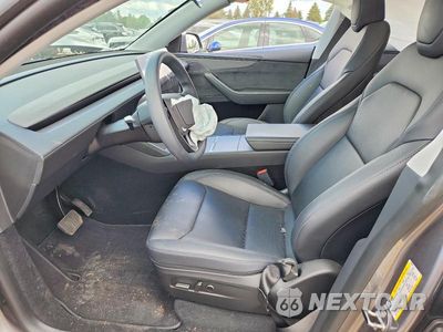 Zdjęcie 7 z 12 samochodu: 2026 TESLA MODEL Y VIN:7SAYGDEE7TF339499 - miniatura