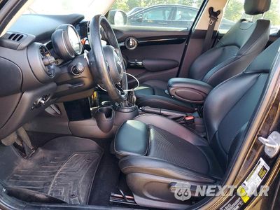 Zdjęcie 7 z 12 samochodu: 2017 MINI COOPER S VIN:WMWXU3C58H2D32358 - miniatura