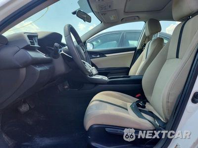 Zdjęcie 7 z 12 samochodu: 2017 HONDA CIVIC EX VIN:19XFC1F30HE207905 - miniatura