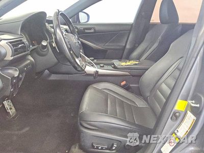 Zdjęcie 7 z 12 samochodu: 2017 LEXUS IS 200T VIN:JTHBA1D23H5042053 - miniatura