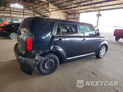 Trzecie zdjęcie samochodu z tyłu: 2008 SCION XB BASE VIN:JTLKE50E981019692 - miniatura