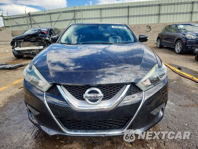 Piąte zdjęcie samochodu w środku: 2016 NISSAN MAXIMA PLATINUM VIN:1N4AA6AP0GC407847 - miniatura