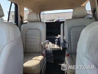 Zdjęcie 10 z 13 samochodu: 2018 VOLKSWAGEN ATLAS SEL PREMIUM VIN:1V2NR2CAXJC591593 - miniatura