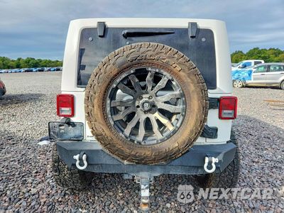 Zdjęcie 6 z 12 samochodu: 2016 JEEP WRANGLER UNLIMITED SAHARA VIN:1C4BJWEG2GL245129 - miniatura