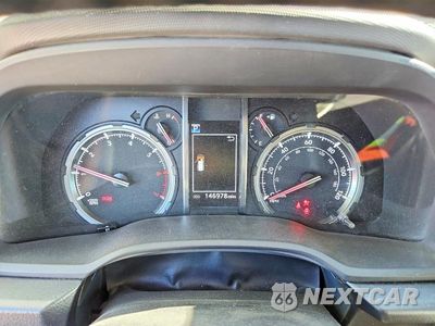 Zdjęcie 9 z 13 samochodu: 2020 TOYOTA 4RUNNER TRD OFF-ROAD VIN:JTEBU5JR0L5800601 - miniatura
