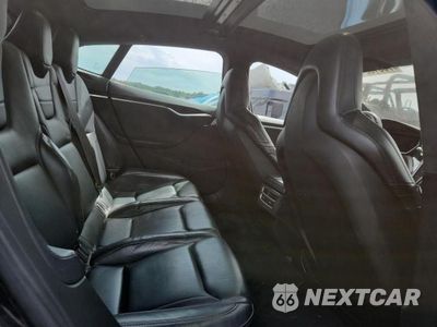 Zdjęcie 10 z 13 samochodu: 2015 TESLA MODEL S 85D VIN:5YJSA1H22FFP71250 - miniatura