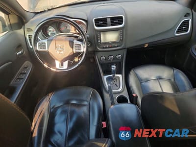 Zdjęcie 8 z 12 samochodu: 2011 DODGE AVENGER LUX VIN:1B3BD2FG0BN524091 - miniatura