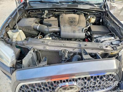 Zdjęcie 11 z 13 samochodu: 2018 TOYOTA TACOMA TRD SPORT VIN:5TFAZ5CN6JX069461 - miniatura