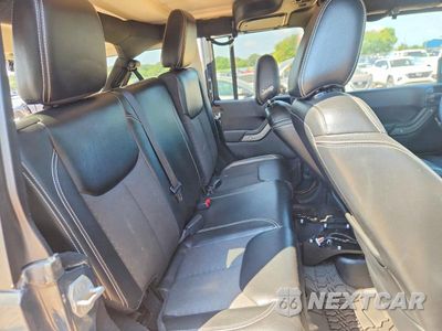 Zdjęcie 11 z 14 samochodu: 2016 JEEP WRANGLER UNLIMITED SPORT VIN:1C4BJWDG4GL193732 - miniatura