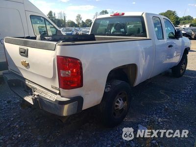 Trzecie zdjęcie samochodu z tyłu: 2011 CHEVROLET SILVERADO C2500 HEAVY DUTY VIN:1GC2CVCG0BZ465978 - miniatura
