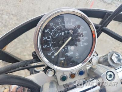 Zdjęcie 7 z 9 samochodu: 2005 HONDA VT1100 C VIN:1HFSC18055A901463 - miniatura